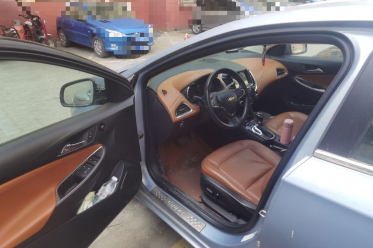 Used Chevrolet Cruze 2015 1.4T DCG Flagship Edition Driver Seat