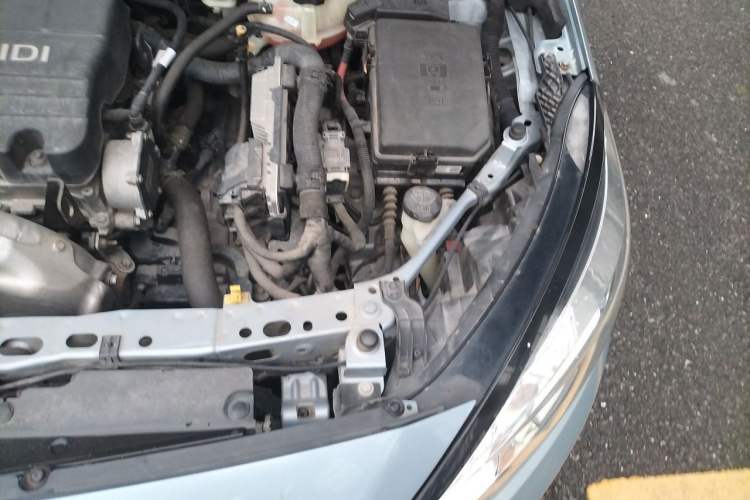 Used Chevrolet Cruze 2015 1.5L Automatic Luxury Edition Engine Bay Left