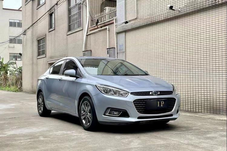Used Chevrolet Cruze 2015 1.4T DCG Luxury Edition Exterior 2