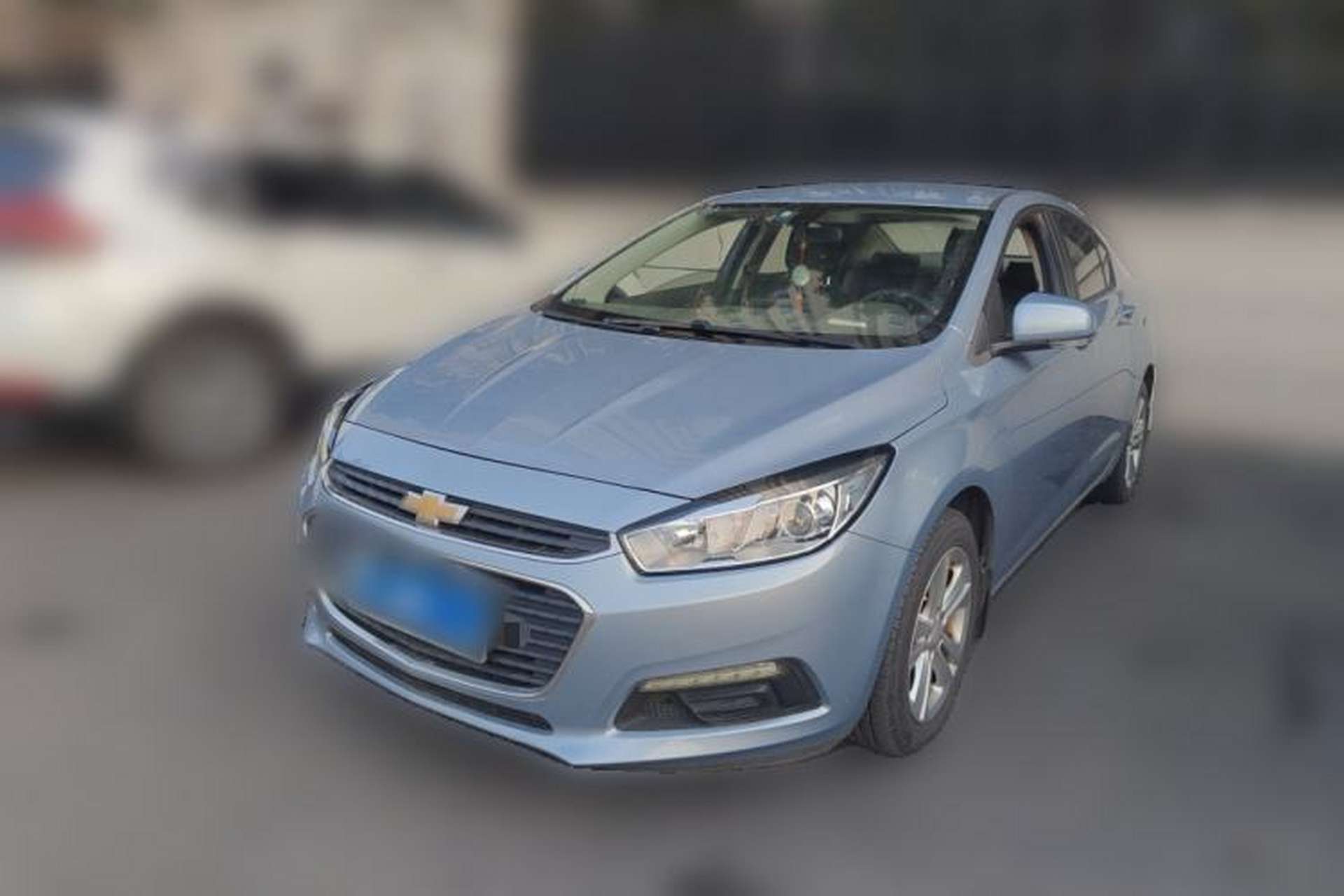 Used Chevrolet Cruze 2015 1.5L Automatic Fashion Navigation Edition Front Left 45 Deg