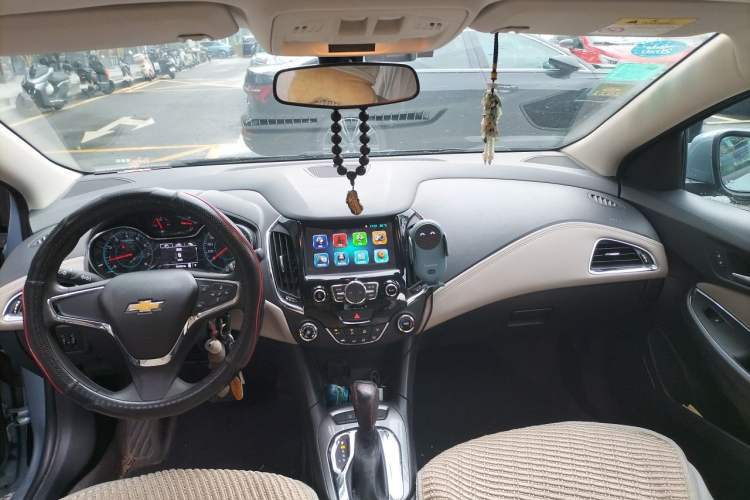 Used Chevrolet Cruze 2015 1.5L Automatic Luxury Edition Headliner