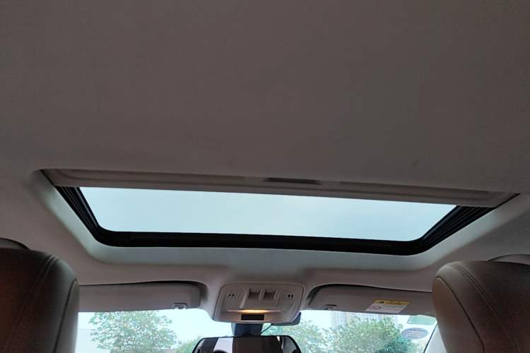Used Chevrolet Cruze 2015 1.4T DCG Flagship Edition Headliner