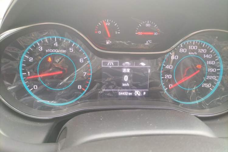 Used Chevrolet Cruze 2015 1.5L Automatic Luxury Edition Instrument Cluster