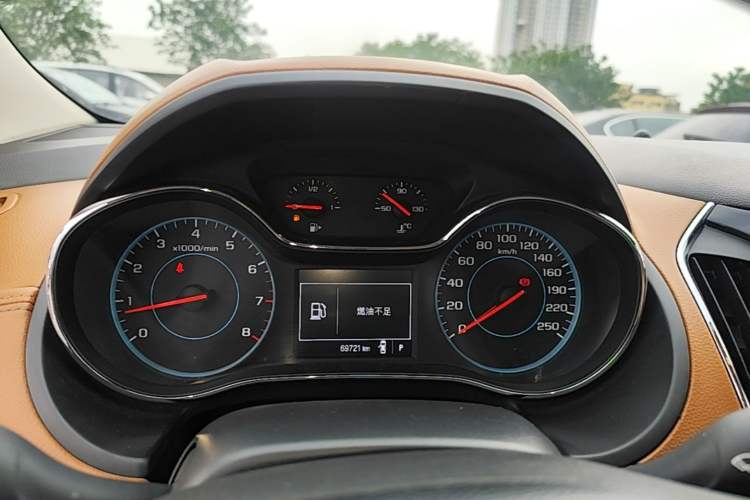 Used Chevrolet Cruze 2015 1.4T DCG Flagship Edition Instrument Cluster