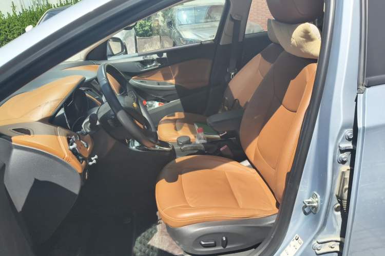 Used Chevrolet Cruze 2015 1.4T DCG Flagship Edition Left Front Seat