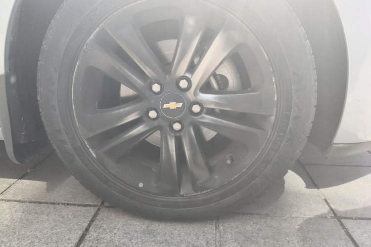 Used Chevrolet Cruze 2015 1.4T DCG Flagship Edition Right Front Wheel Hub