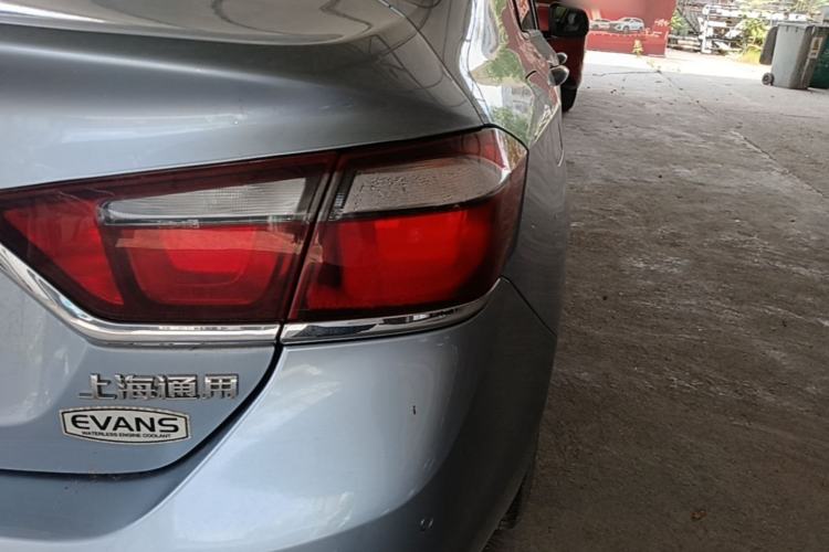 Used Chevrolet Cruze 2015 1.5L Automatic Luxury Edition Right Rear Taillight