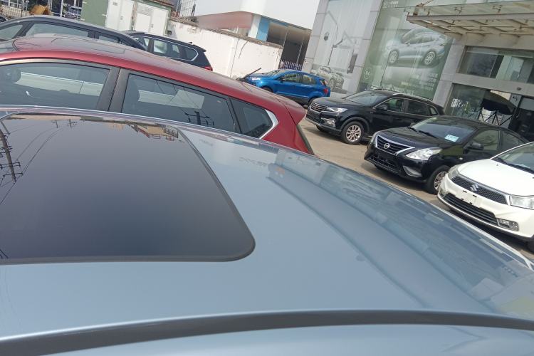 Used Chevrolet Cruze 2015 1.5L Automatic Luxury Edition Roof