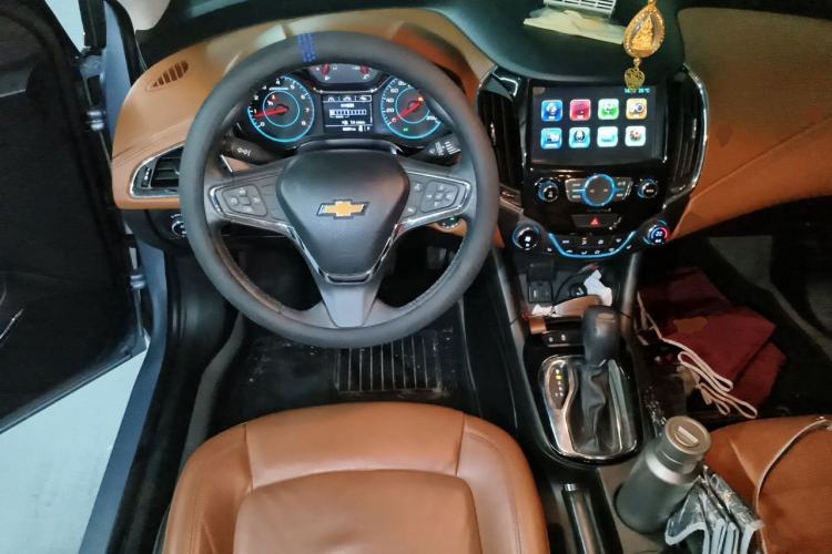 Used Chevrolet Cruze 2015 1.4T DCG Flagship Edition Steering Wheel