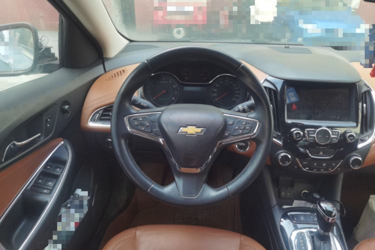 Used Chevrolet Cruze 2015 1.4T DCG Flagship Edition Steering Wheel