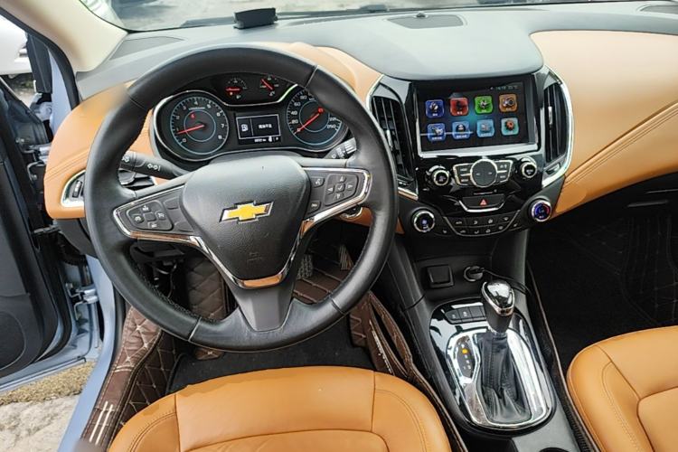 Used Chevrolet Cruze 2015 1.4T DCG Flagship Edition Steering Wheel