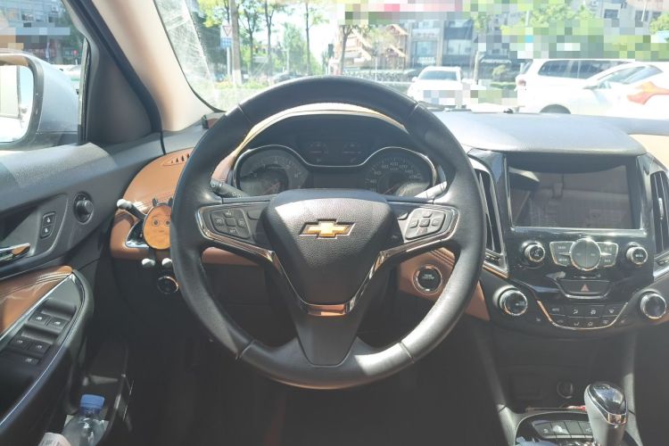 Used Chevrolet Cruze 2015 1.4T DCG Flagship Edition Steering Wheel
