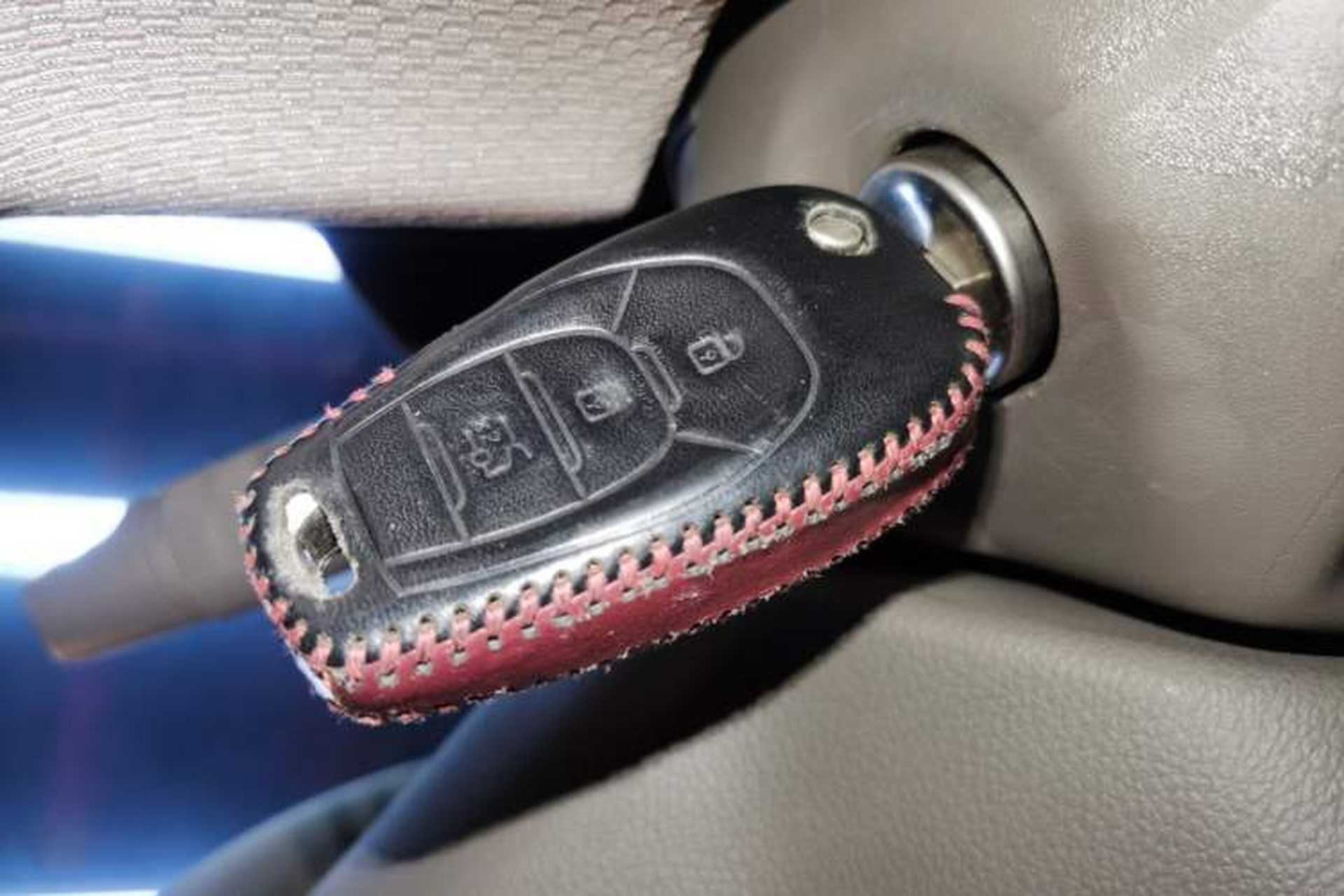 Used Chevrolet Cruze 2015 1.5L Automatic Fashion Navigation Edition Vehicle Key