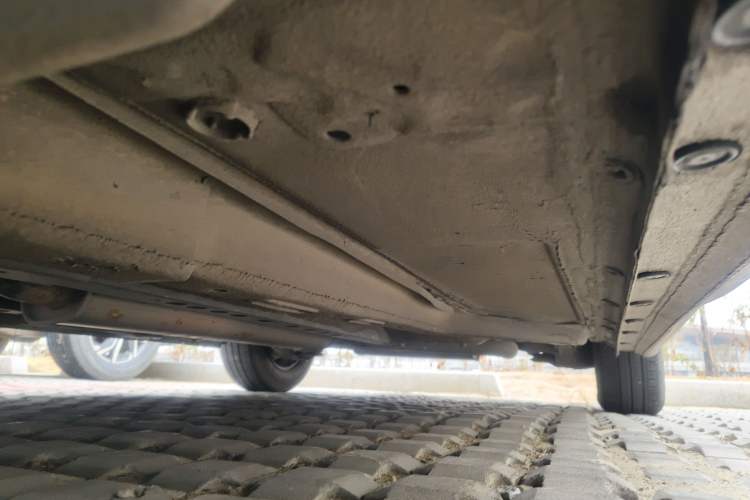 Used Chevrolet Cruze 2015 1.5L Classic SL MT Chassis Front Left