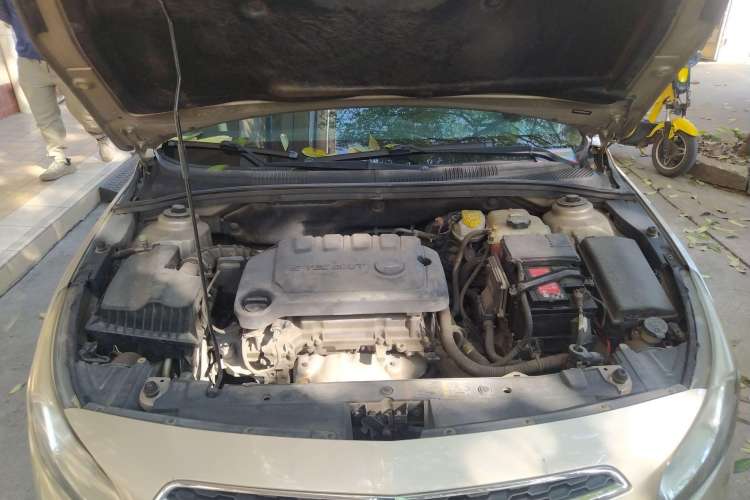 Used Chevrolet Cruze 2015 1.5L Classic SE AT Engine Bay