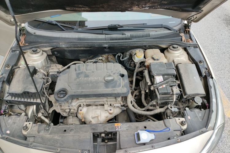 Used Chevrolet Cruze 2015 1.5L Classic SL MT Engine Bay