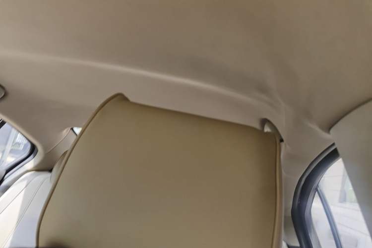 Used Chevrolet Cruze 2015 1.5L Classic SL MT Headliner