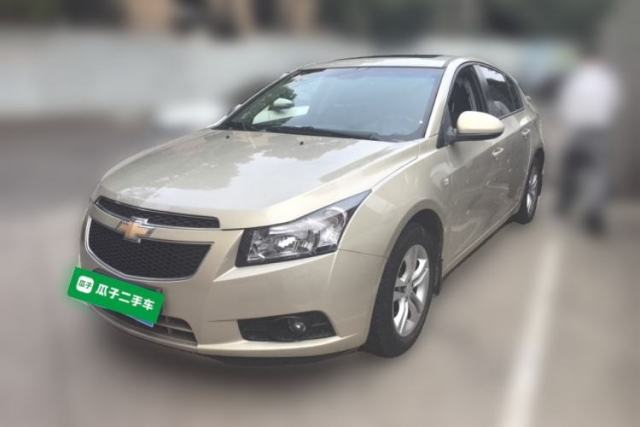 Chevrolet Cruze 2015 Hatchback 1.6L Automatic Comfort Edition مستعملة
