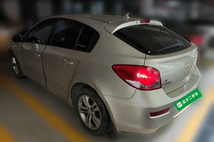 Used Chevrolet Cruze 2015 Hatchback 1.6L Automatic Comfort Edition Rear Left 45 Deg