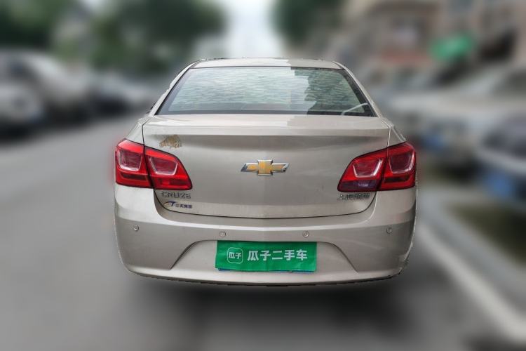 Used Chevrolet Cruze 2015 1.5L Classic SL MT Rear