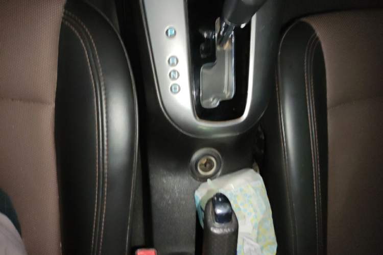 Used Chevrolet Cruze 2015 Hatchback 1.6L Automatic Comfort Edition Vehicle Key