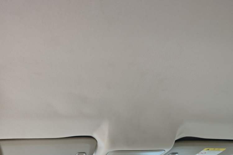 Used Chevrolet Cruze 2015 1.5L Classic SL MT Headliner