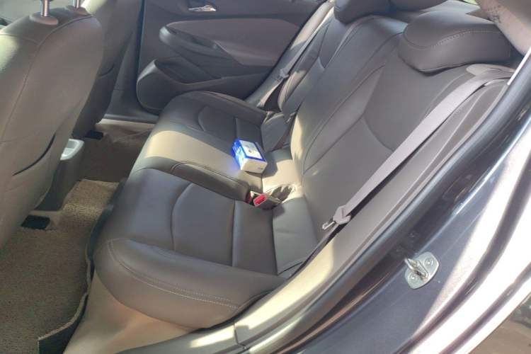 Used Chevrolet Cruze 2015 1.5L Automatic Fashion Navigation Edition Left Rear Seat