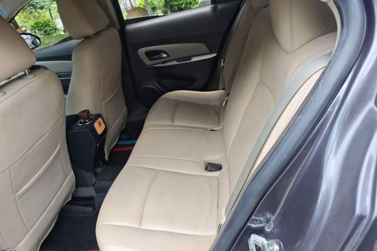 Used Chevrolet Cruze 2015 1.5L Classic SL MT Left Rear Seat