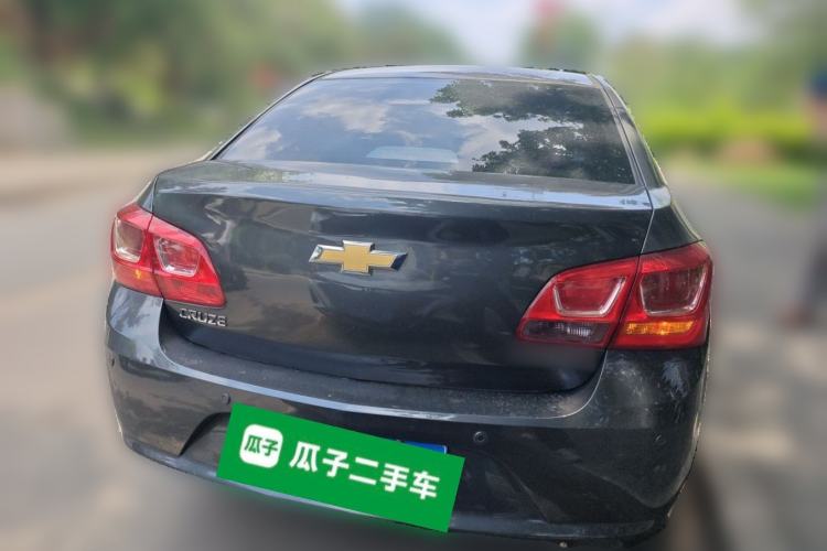 Used Chevrolet Cruze 2015 1.5L Classic SL MT Rear