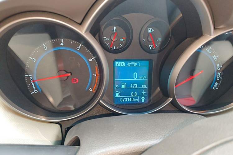 Used Chevrolet Cruze 2015 1.5L Classic SE MT Instrument Cluster