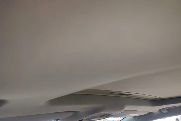Used Chevrolet Cruze 2015 1.4T DCG Luxury Edition Headliner