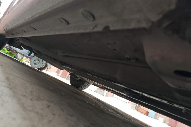 Used Chevrolet Cruze 2015 1.5L Classic SL MT Chassis Front Right