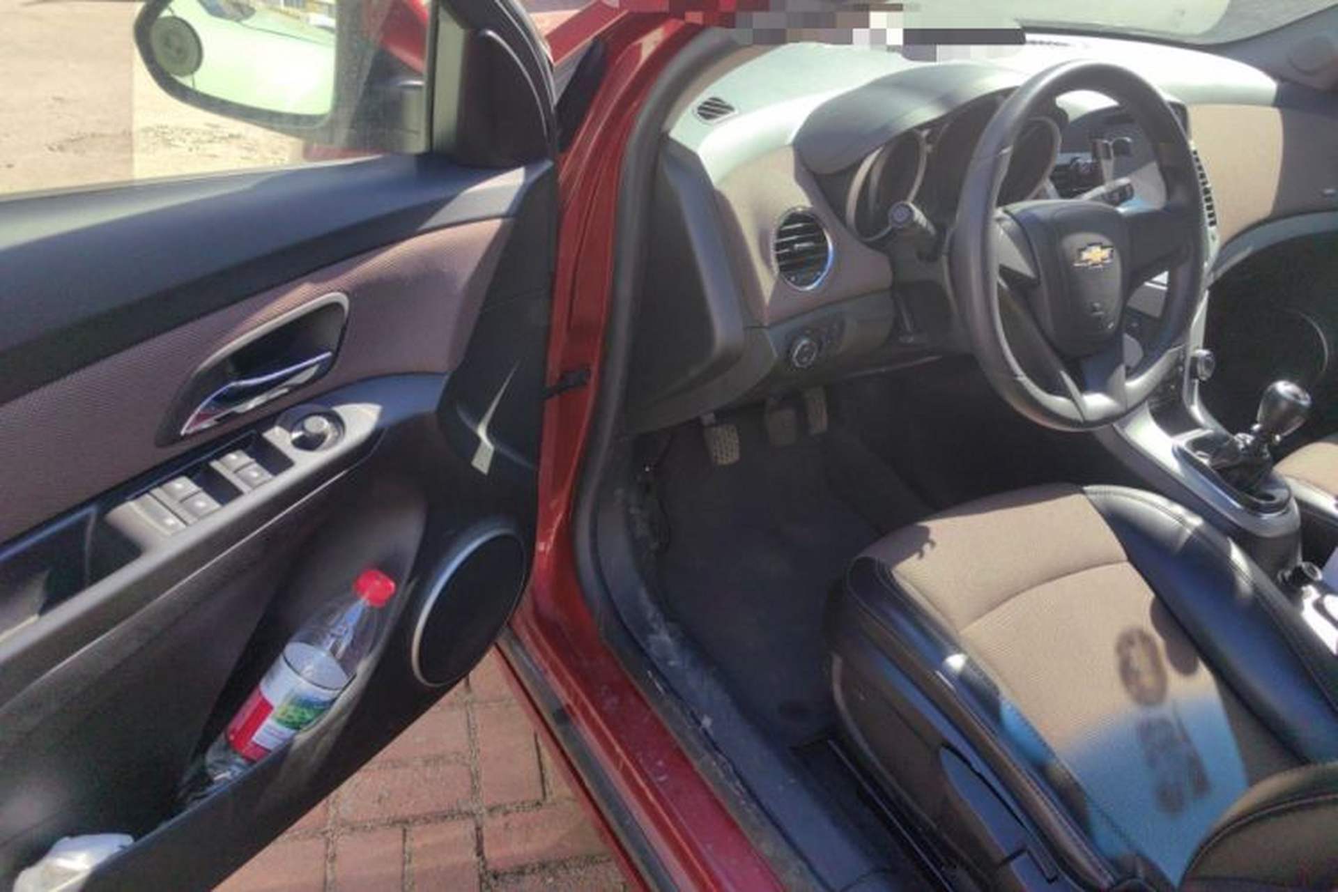 Used Chevrolet Cruze 2015 Hatchback 1.6L Manual Comfort Edition Driver Seat