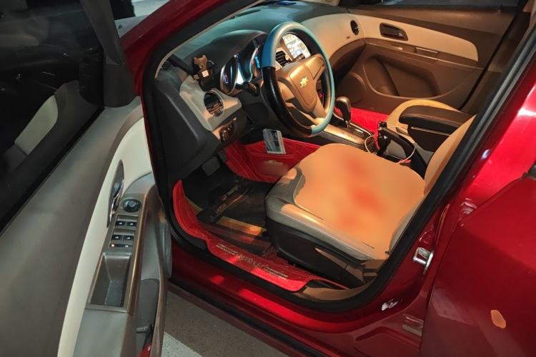 Used Chevrolet Cruze 2015 1.5L Classic SE AT Driver Seat