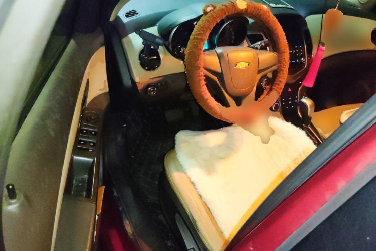 Used Chevrolet Cruze 2015 1.5L Classic SE AT Driver Seat