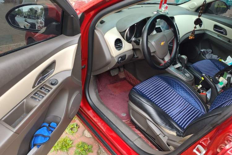 Used Chevrolet Cruze 2015 1.5L Classic SE AT Driver Seat