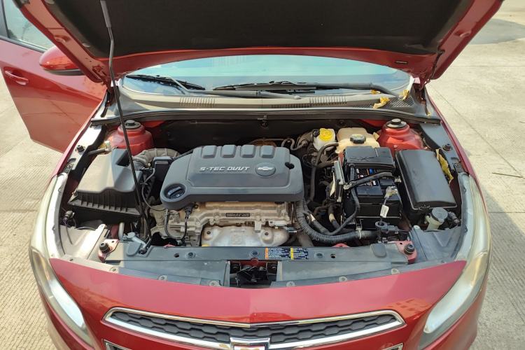 Used Chevrolet Cruze 2015 1.5L Classic SE MT Engine Bay