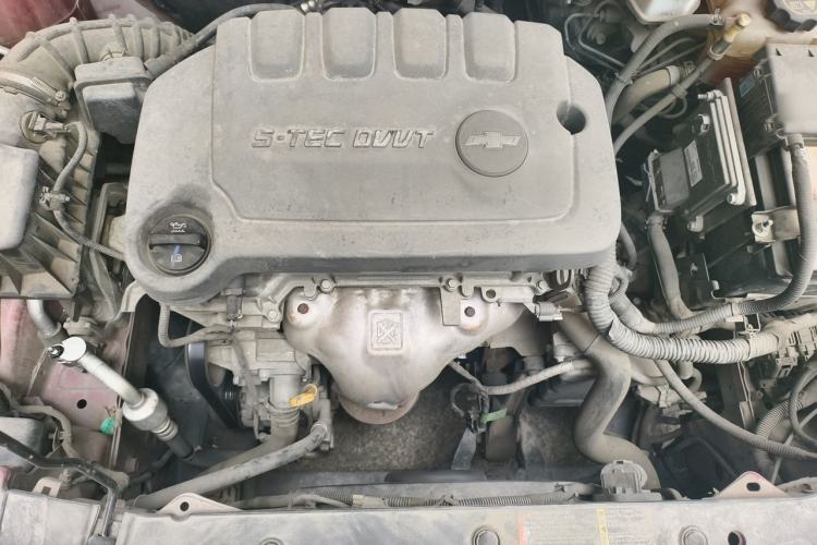Used Chevrolet Cruze 2015 1.5L Classic SE AT Engine Bay