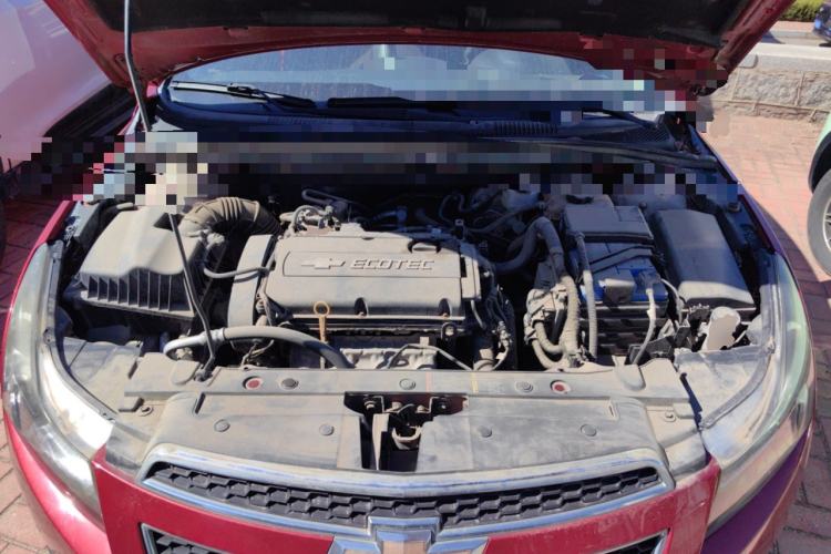 Used Chevrolet Cruze 2015 Hatchback 1.6L Manual Comfort Edition Engine Bay
