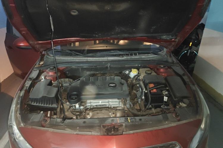 Used Chevrolet Cruze 2015 1.5L Classic SL MT Engine Bay