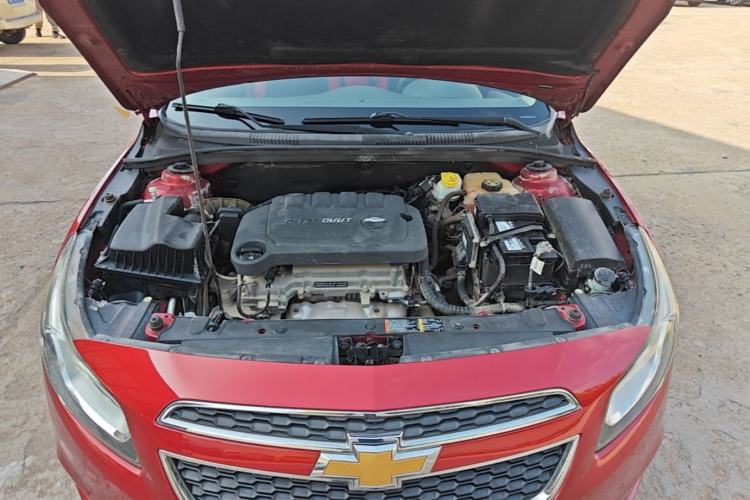 Used Chevrolet Cruze 2015 1.5L Classic SL MT Engine Bay