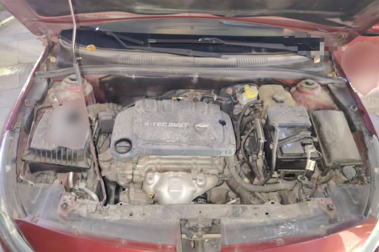 Used Chevrolet Cruze 2015 1.5L Classic SE AT Engine Bay