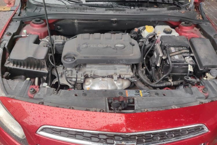 Used Chevrolet Cruze 2015 1.5L Classic SE AT Engine Bay