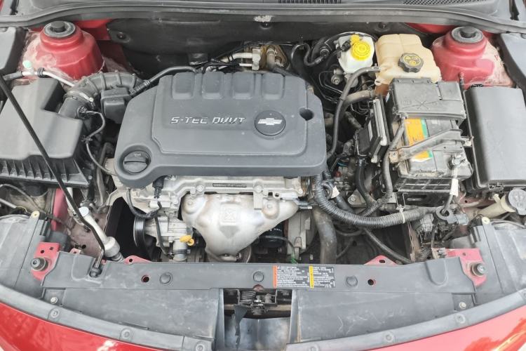 Used Chevrolet Cruze 2015 1.5L Classic SE MT Engine Bay