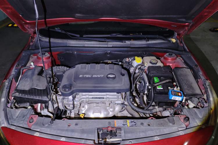 Used Chevrolet Cruze 2015 1.5L Classic SE AT Engine Bay