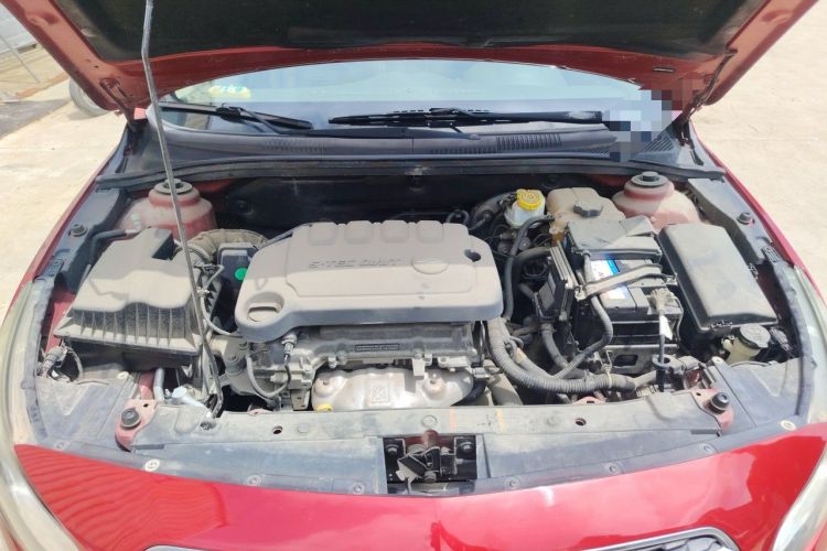 Used Chevrolet Cruze 2015 1.5L Classic SE MT Engine Bay