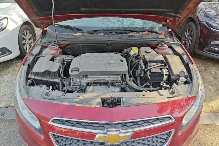 Used Chevrolet Cruze 2015 1.5L Classic SE AT Engine Bay