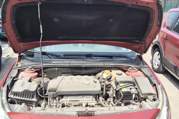 Used Chevrolet Cruze 2015 1.5L Classic SE MT Engine Bay