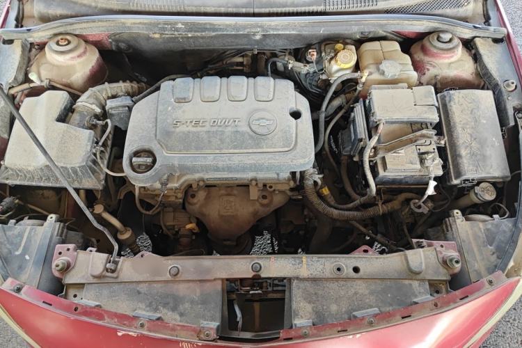 Used Chevrolet Cruze 2015 1.5L Classic SE AT Engine Bay