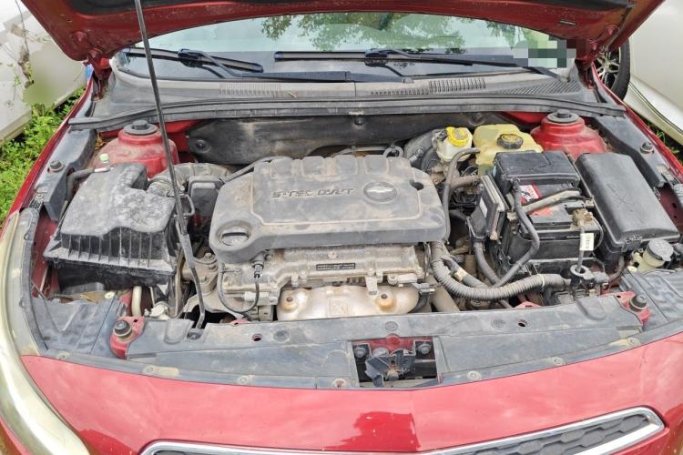 Used Chevrolet Cruze 2015 1.5L Classic SE MT Engine Bay